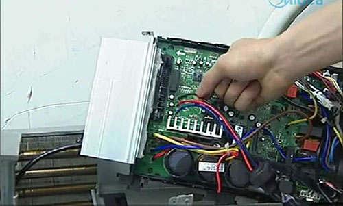 宁武美的空调电话是多少